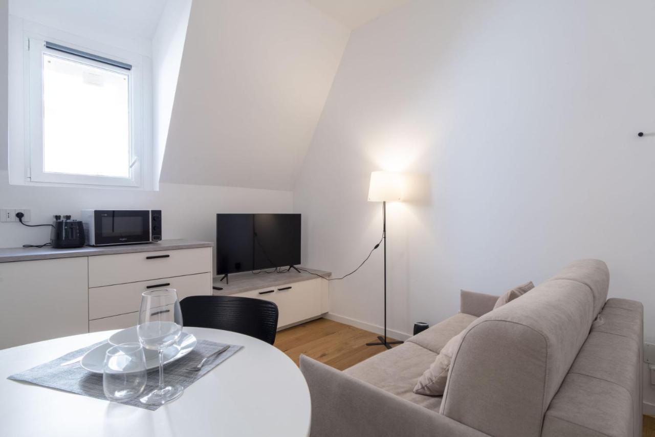 Ferienwohnung Easylife - Oasi Di Tranquillita Zona Sempione Mailand Exterior foto